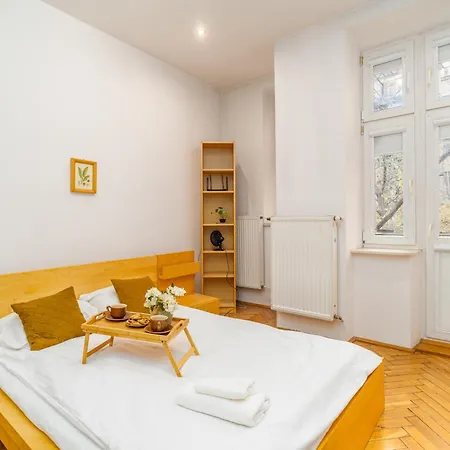 Piasek - Old Town Nearby - By Rentujemy *