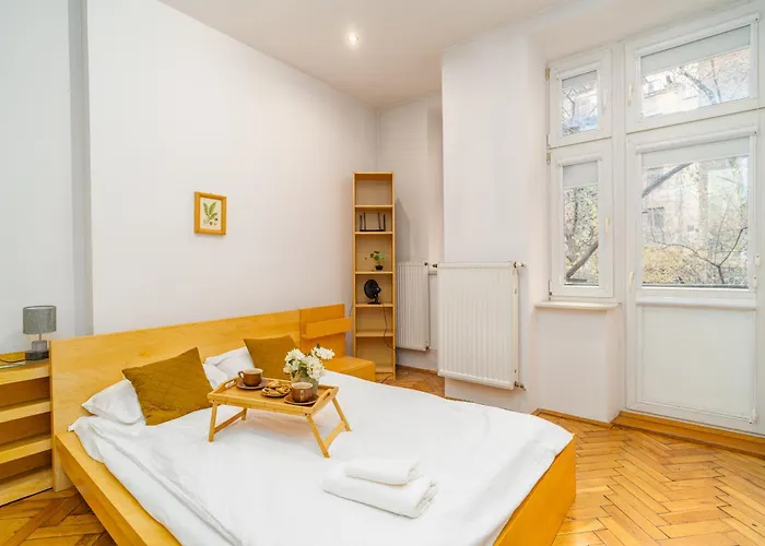 Piasek - Old Town Nearby - By Rentujemy *