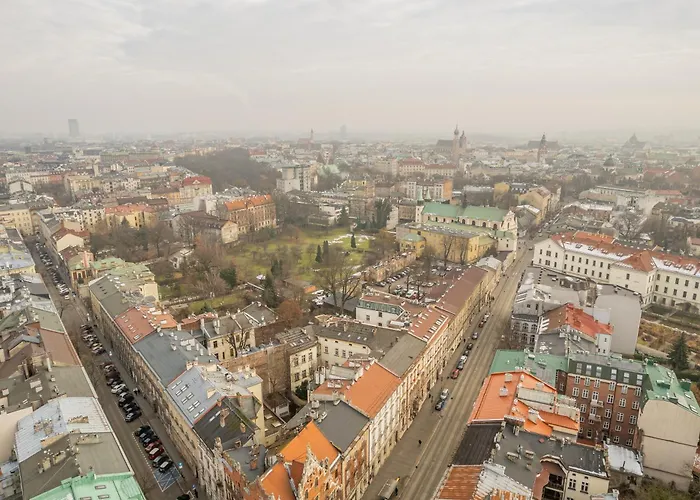 Piasek - Old Town Nearby - By Rentujemy