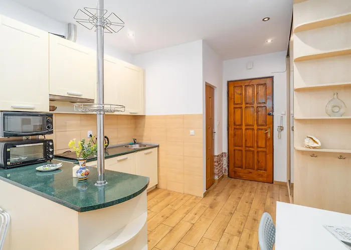 Piasek - Old Town Nearby - By Rentujemy *